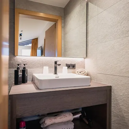 Hutegger Апартаменти