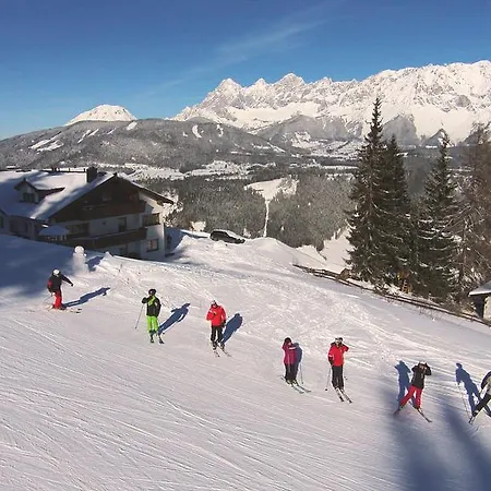 Hutegger Апартаменти