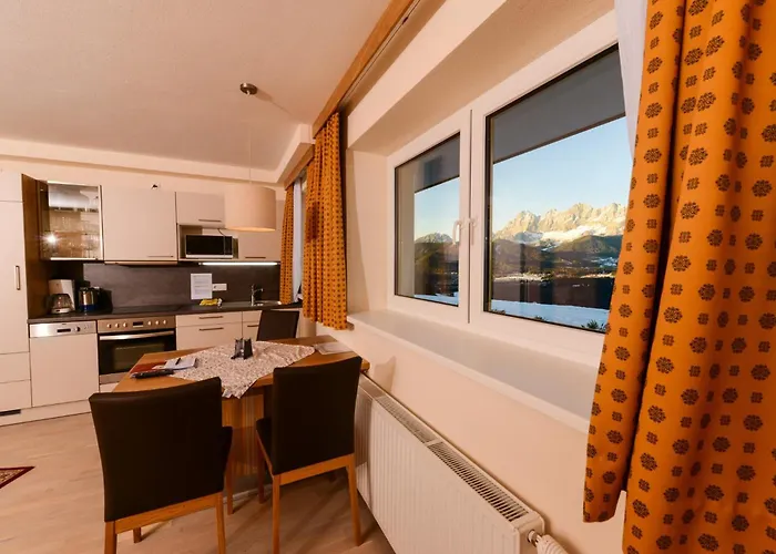 Hutegger Апартаменты *